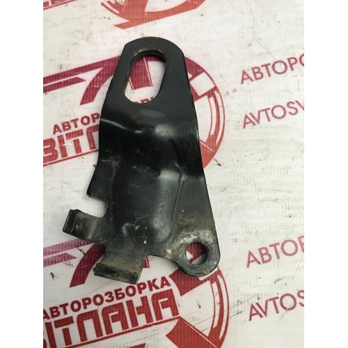 Кронштейн для підйому двигуна Opel Combo 1.7dti 2001-2011 98030468